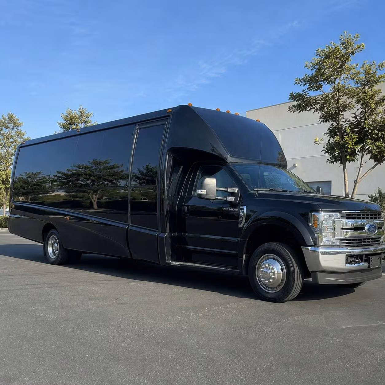 bachelorette party and bridal party bus rentals in el paso