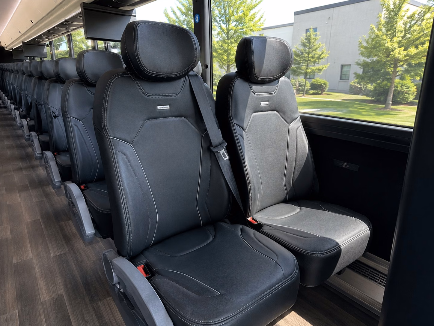 shuttle guests between el paso wedding venues without the stress